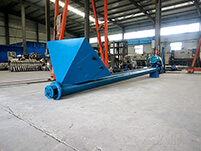 螺旋輸送機(jī)的輸送結(jié)構(gòu)為：螺旋機(jī)殼，螺旋軸，螺旋葉片，螺旋電機(jī)等多個(gè)部件的使用。
